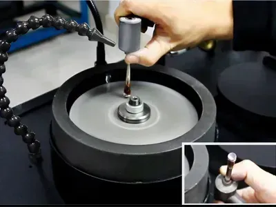 Usage of gem table grinder